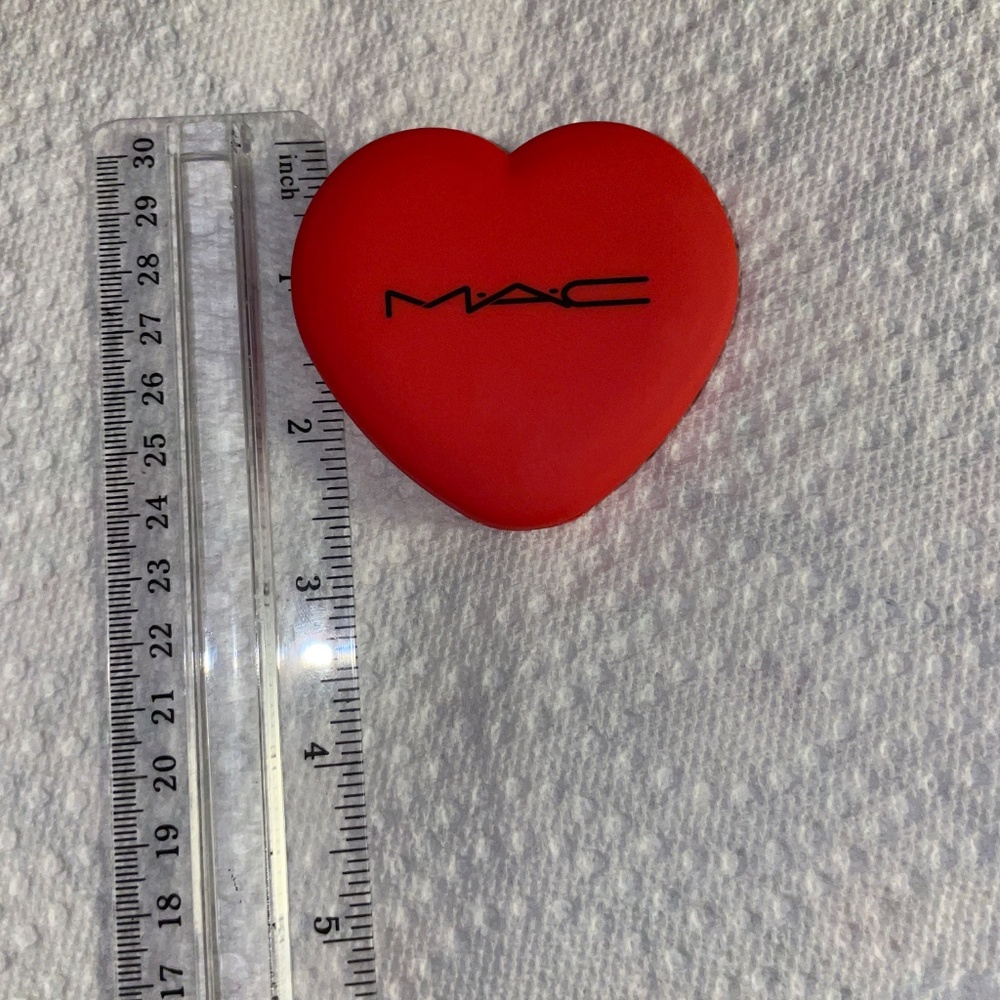 Double Makeup Mirror Compact Red Heart NWOB - Picture 6 of 6